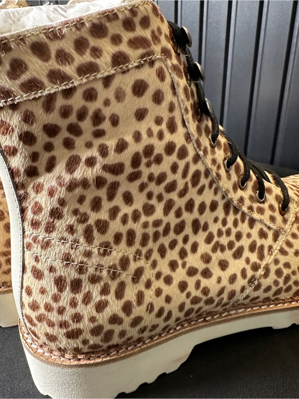Dolce Vita NEW Avena Women’s Leopard-Print Lace-Up Ankle Boots in Tan and Brown - Picture 6 of 9